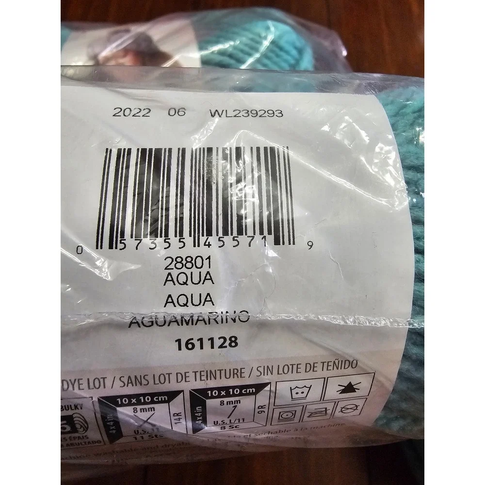 Bernat Softee Chunky Yarn Aqua‎ 161128 Super Bulky 100% Acrylic 4 Skeins Total